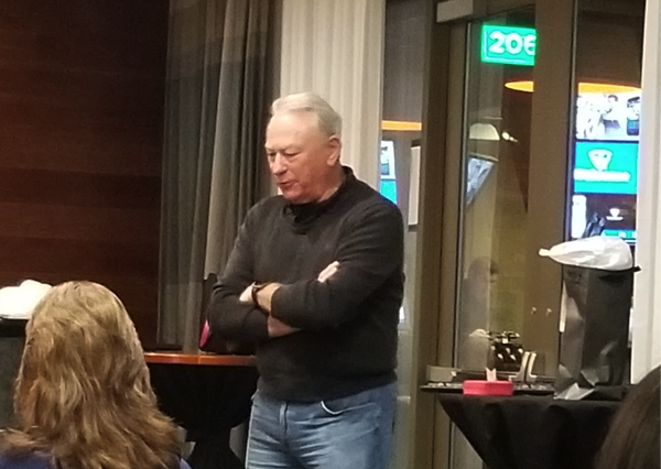 Bob Glovitz Speaks to TrustBank Team